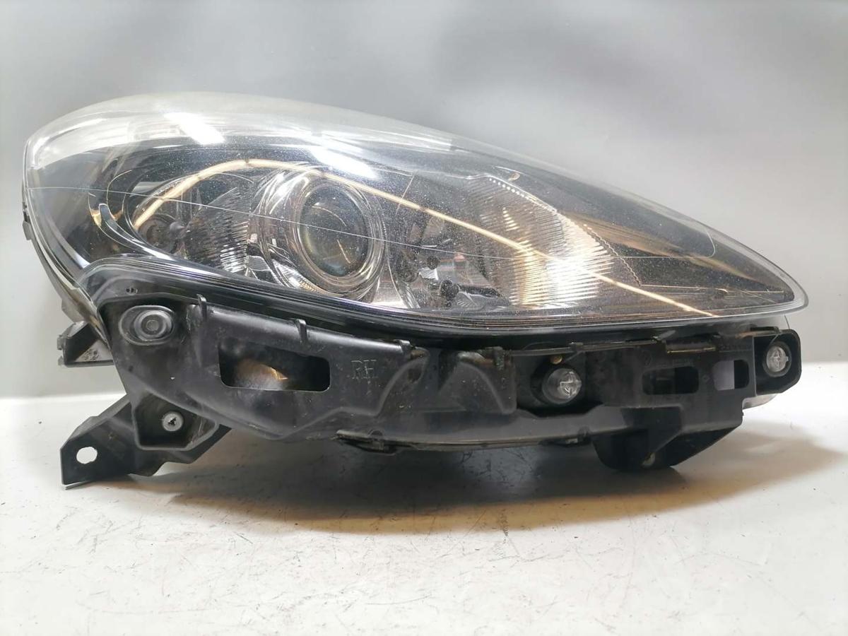 Renault Clio 3 original Scheinwerfer vorn rechts Halogen Facelift Bj.2009